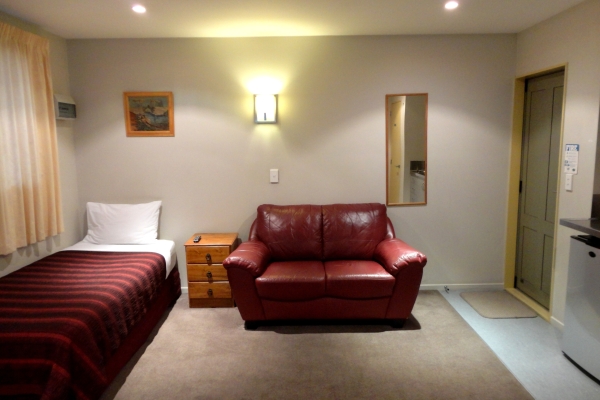 Bealey Avenue Motel